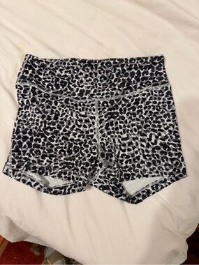 Outdoor Voices Black & White Leopard High-Rise Spandex